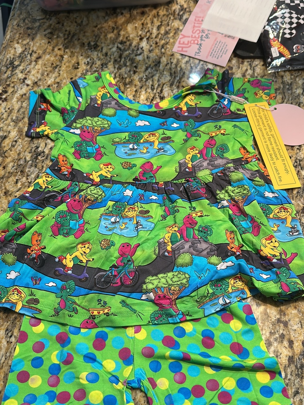 Colorful Barney Bamboo Print Peplum Top & Polka Dot Bikershor Set - Bright Green
